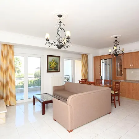 Rigas Iii Holiday home *